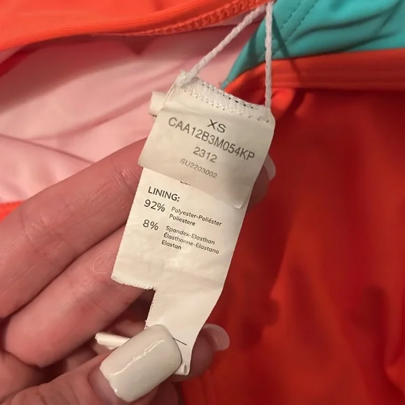 Colorblock Asymmetrical Bikini Set - Picture 7 of 9